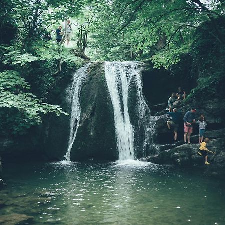 Central Malham Wellbeing Escape Hot Tub & Studio Buitenkant foto