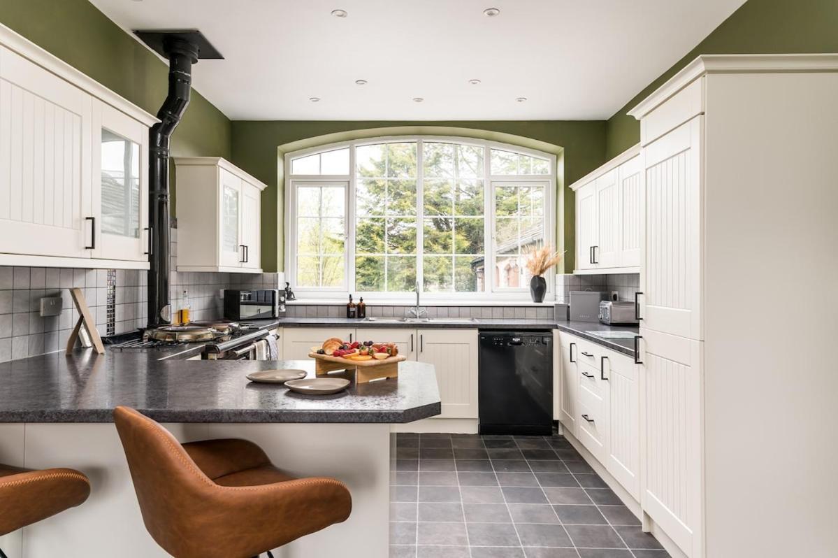 Central Malham Wellbeing Escape Hot Tub & Studio Buitenkant foto