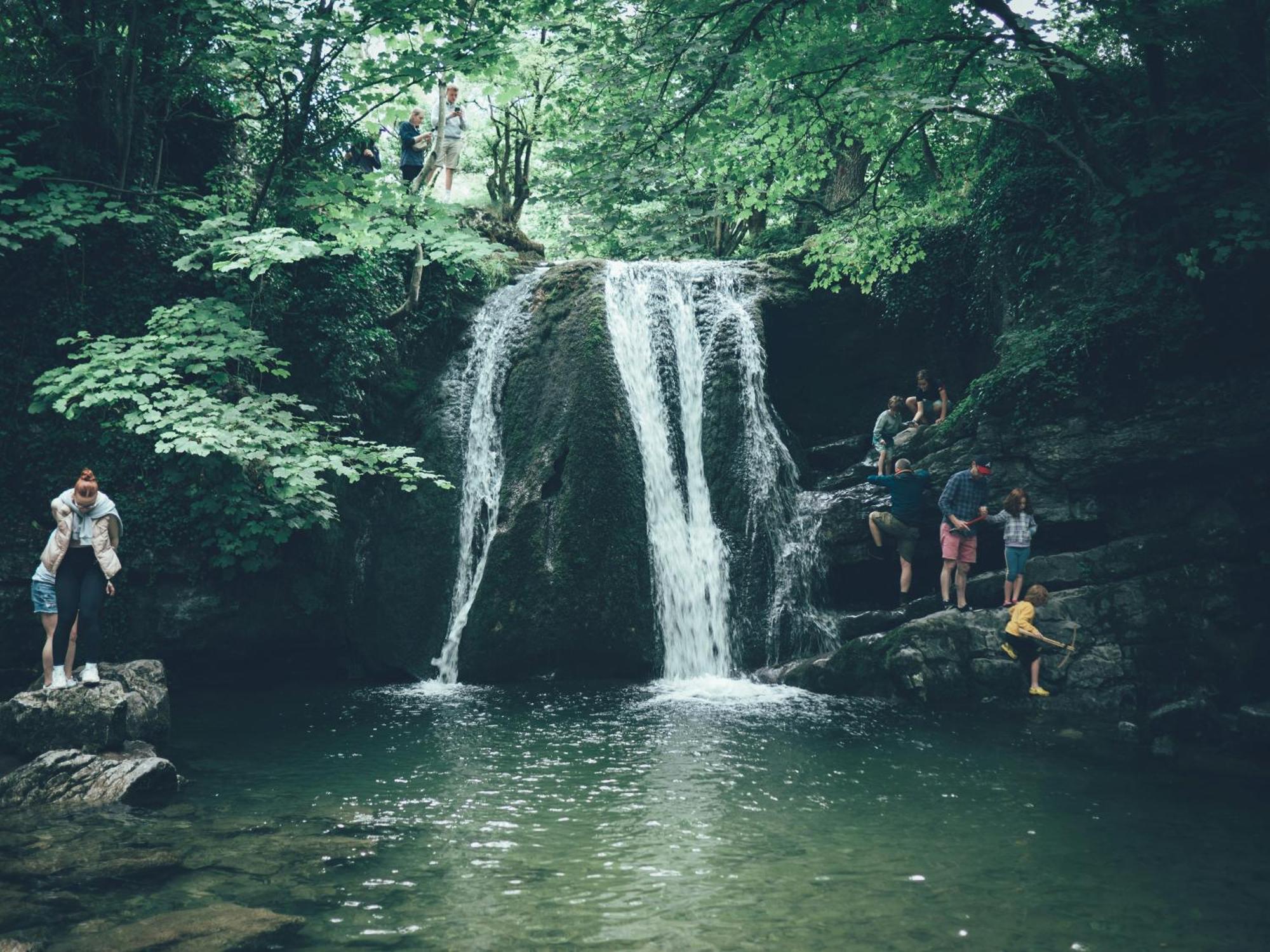 Central Malham Wellbeing Escape Hot Tub & Studio Buitenkant foto